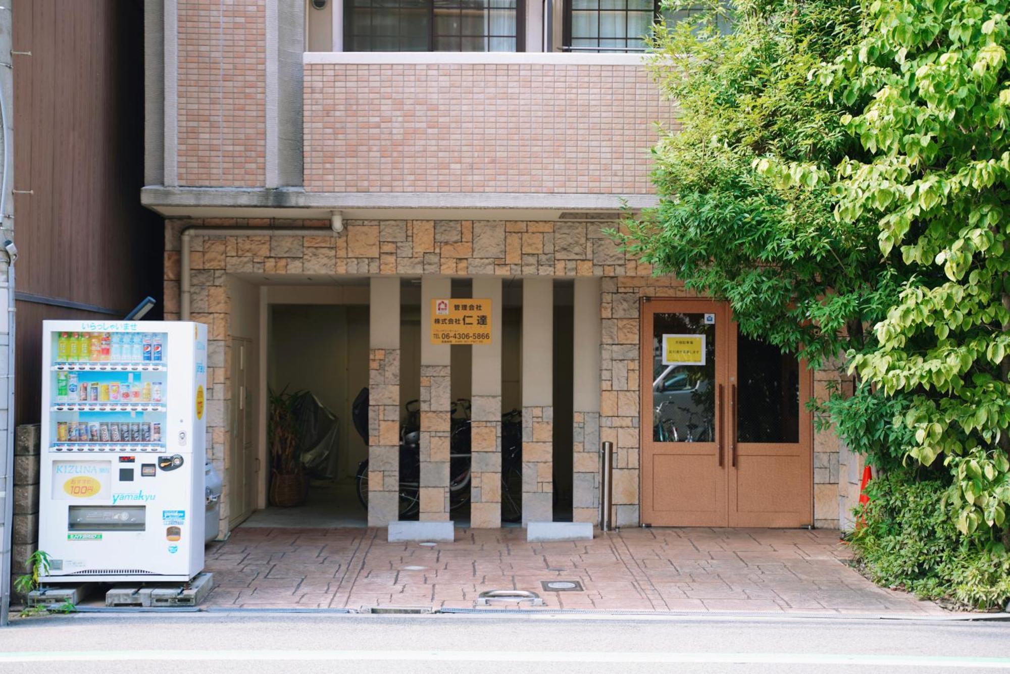 Kuromon Royal Apartment Osaka Luaran gambar